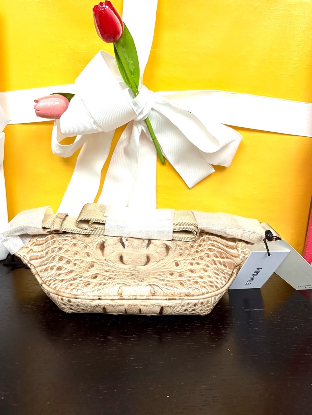 Brahmin Belt/Crossbody Bag - Picture 4 of 7